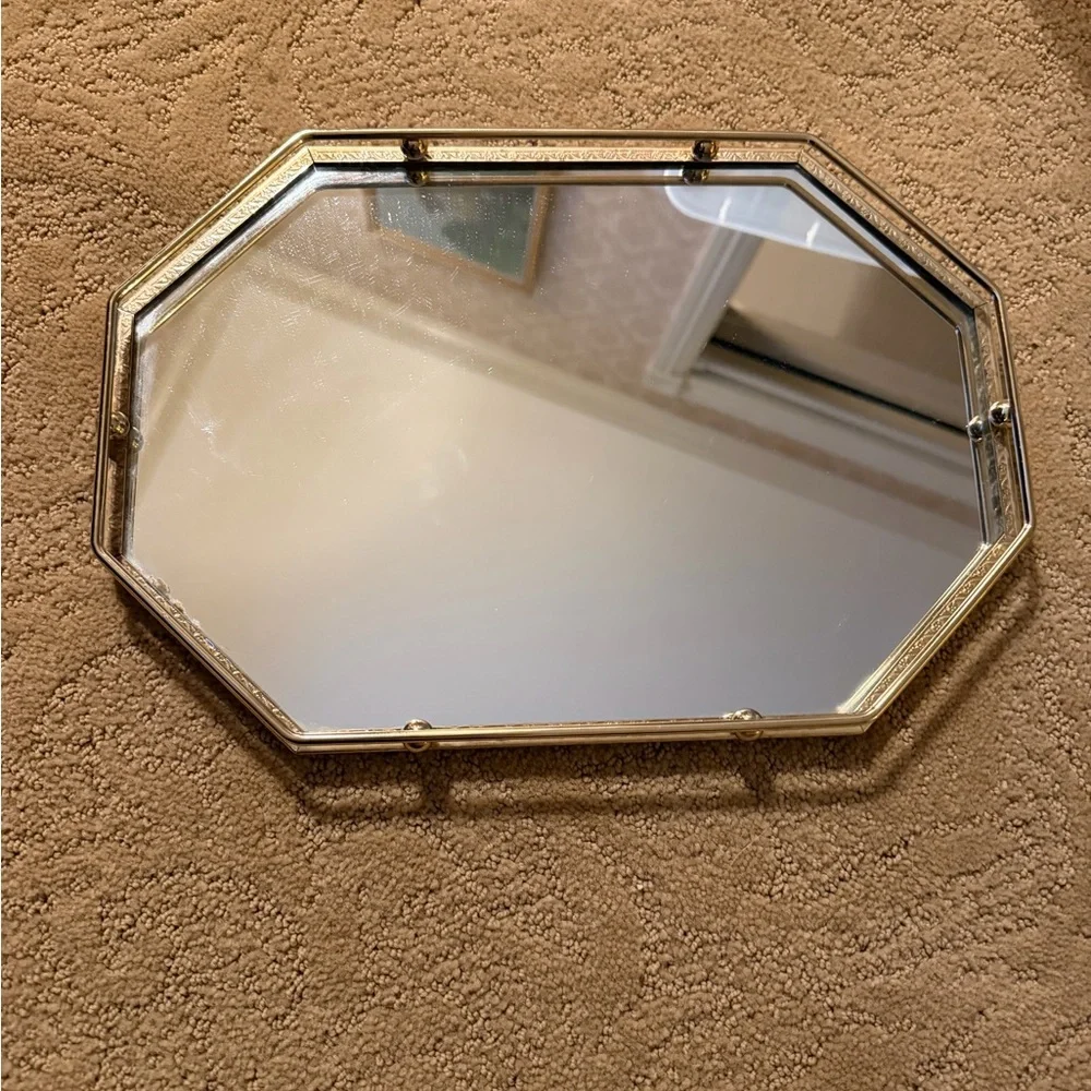 Vintage Octagonal Gold Mirrored Tray / Vanity Display